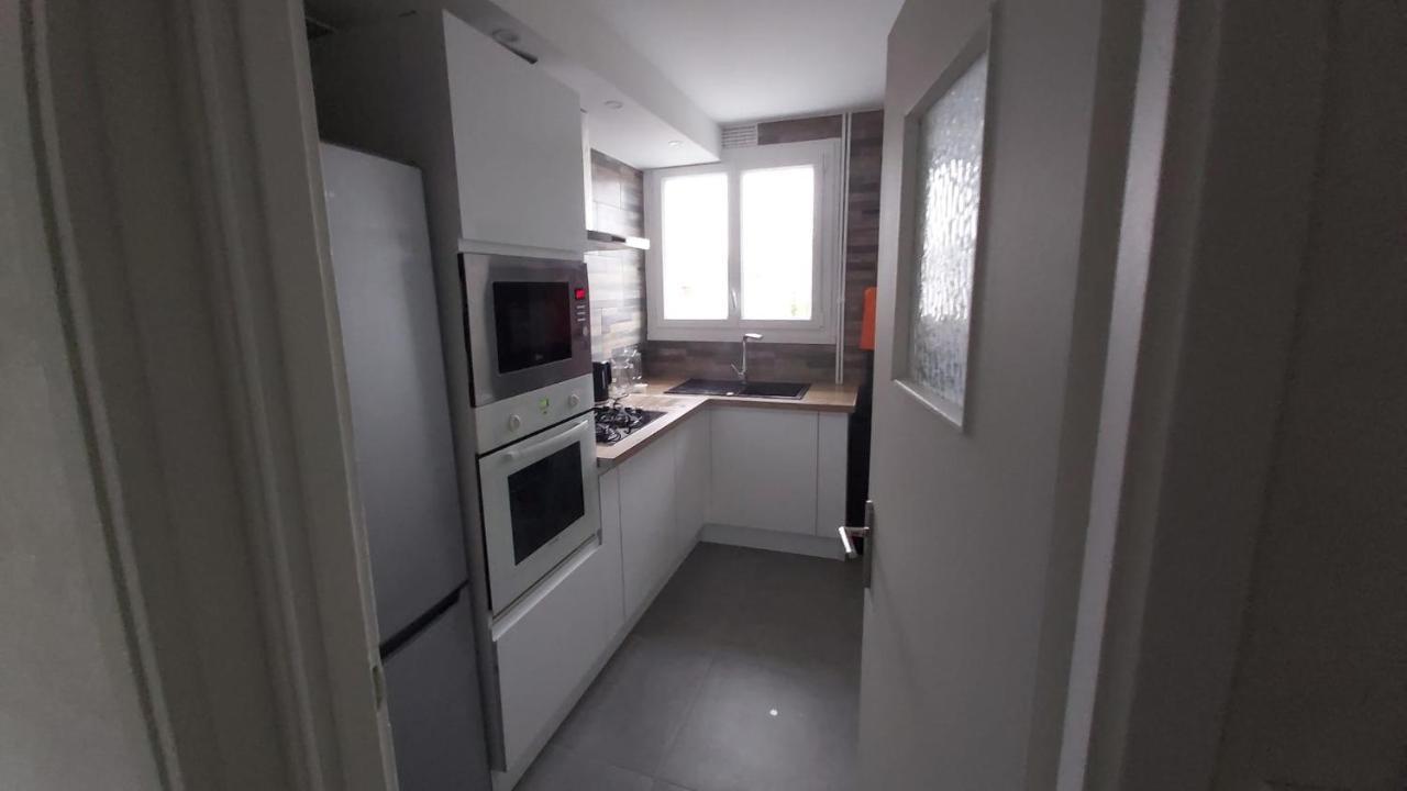 F3 Appartement 2 Chambre Un Salon Avec Wifi Saint-Jean-de-la-Ruelle Bagian luar foto