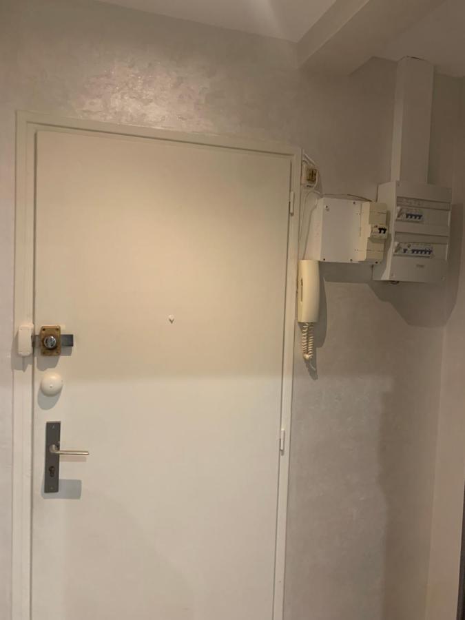 F3 Appartement 2 Chambre Un Salon Avec Wifi Saint-Jean-de-la-Ruelle Bagian luar foto